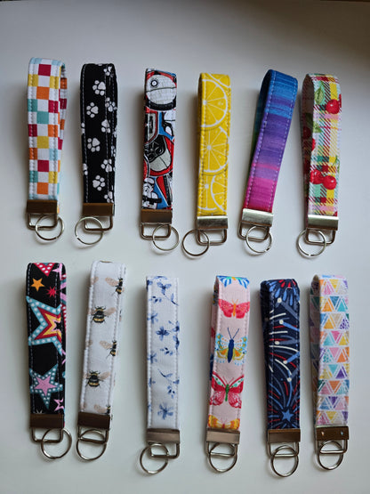 Wristlet keychains